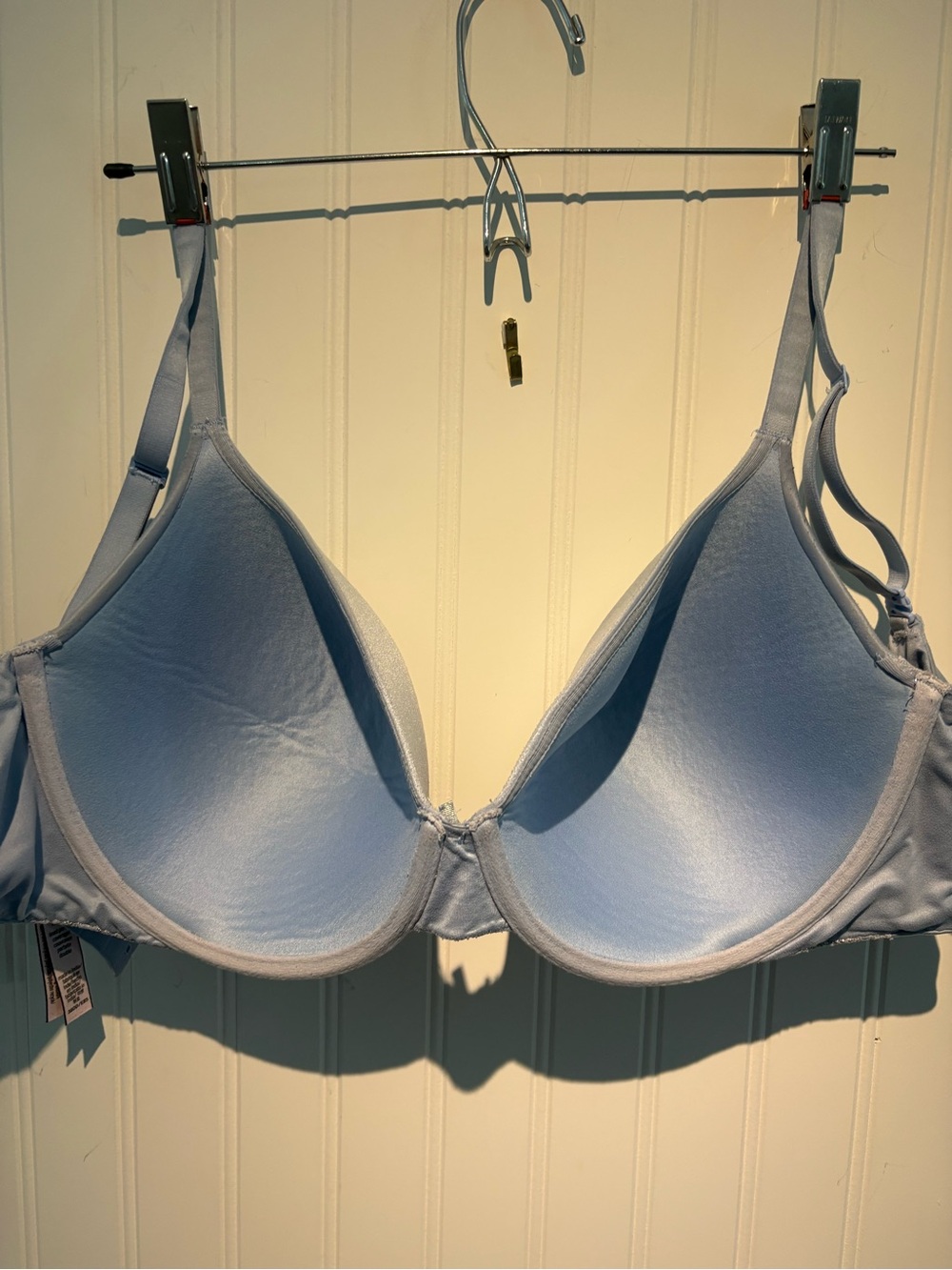 Victoria's Secret Light Blue 38DD (E) Underwire Bra with Lace Trim - Picture 9 of 9